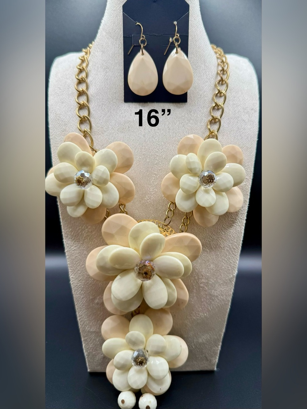 Women Jewelry Floral Statement Necklace and Earring Set - Cream/Beige